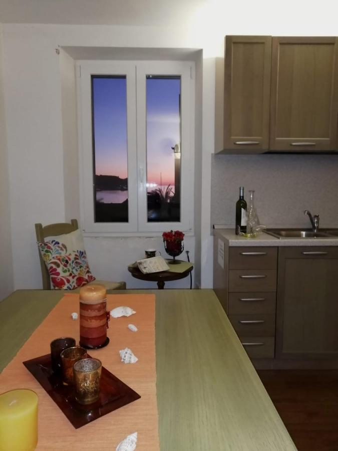 Havana - Apartment With Sea View Ровин Екстериор снимка